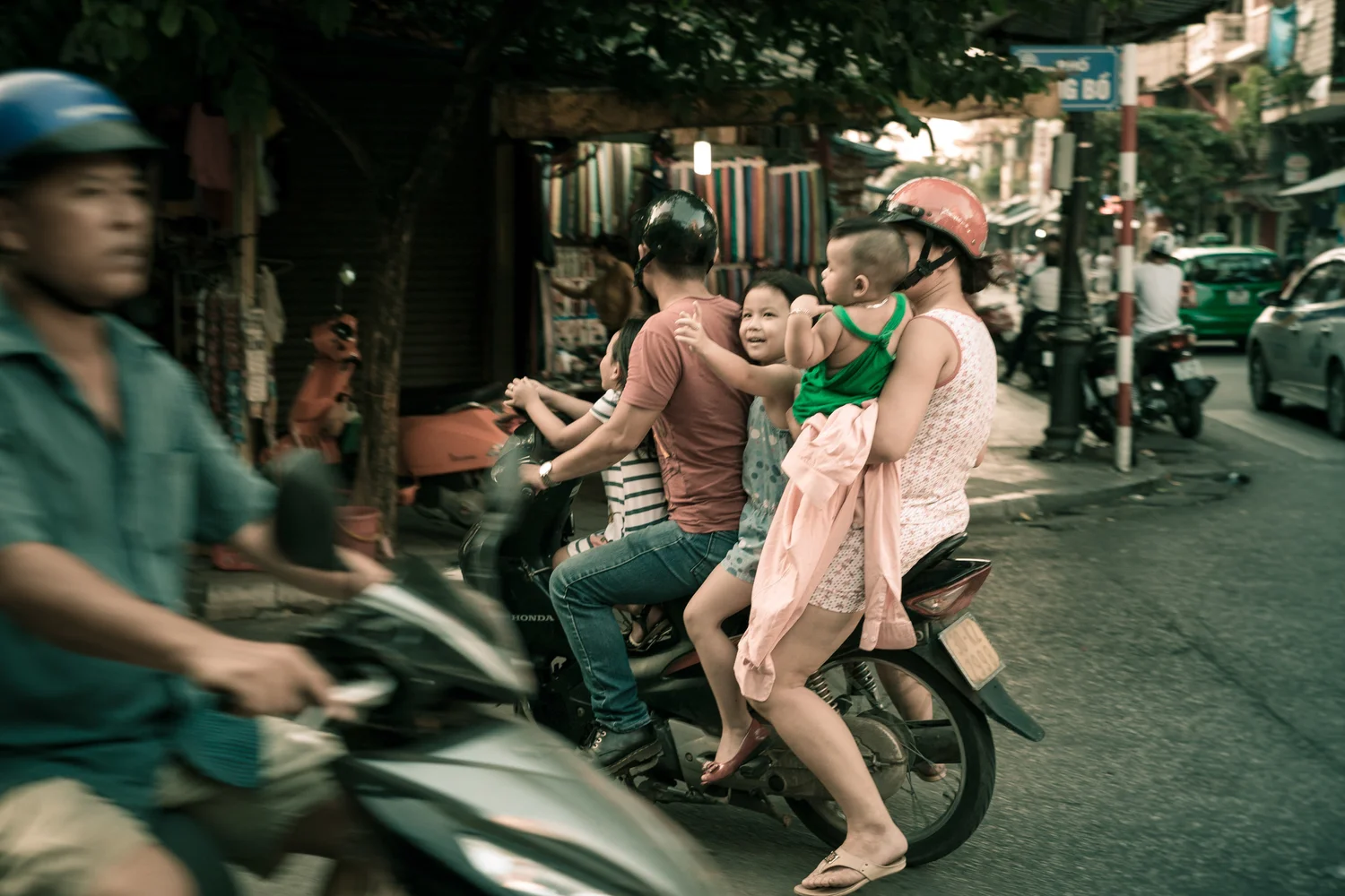 Vietnam-8.jpg