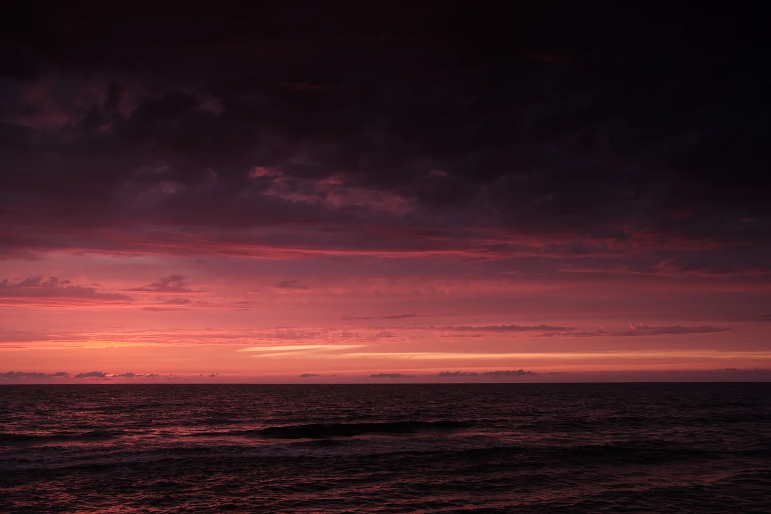 Atardeceres y pies feos