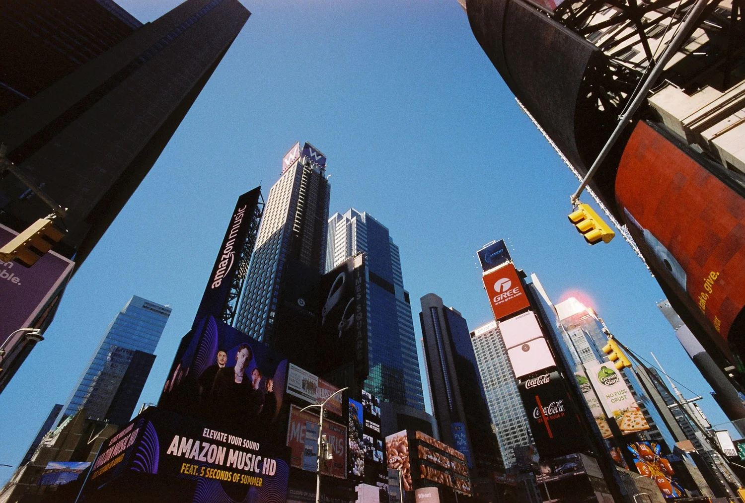 252325.jpg
